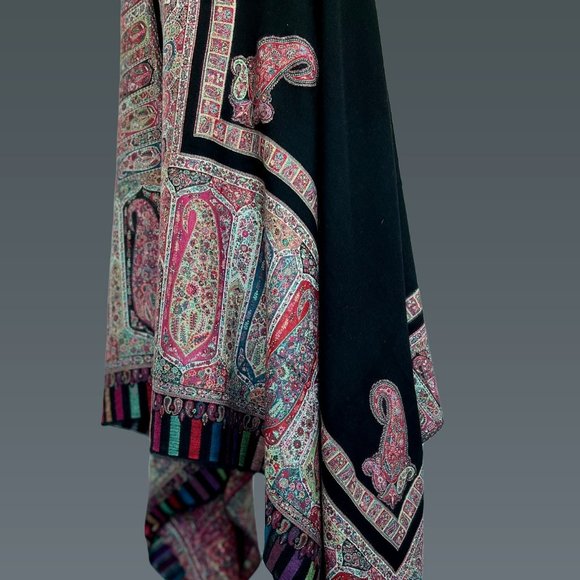 Warm evening scarves, Lightweight scarves, Black Shoulder Wrap, Cozy wrap around - Picture 1 of 8